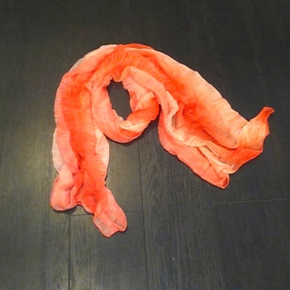 Gorgeous Scarf Wrap - Picture 1 of 4